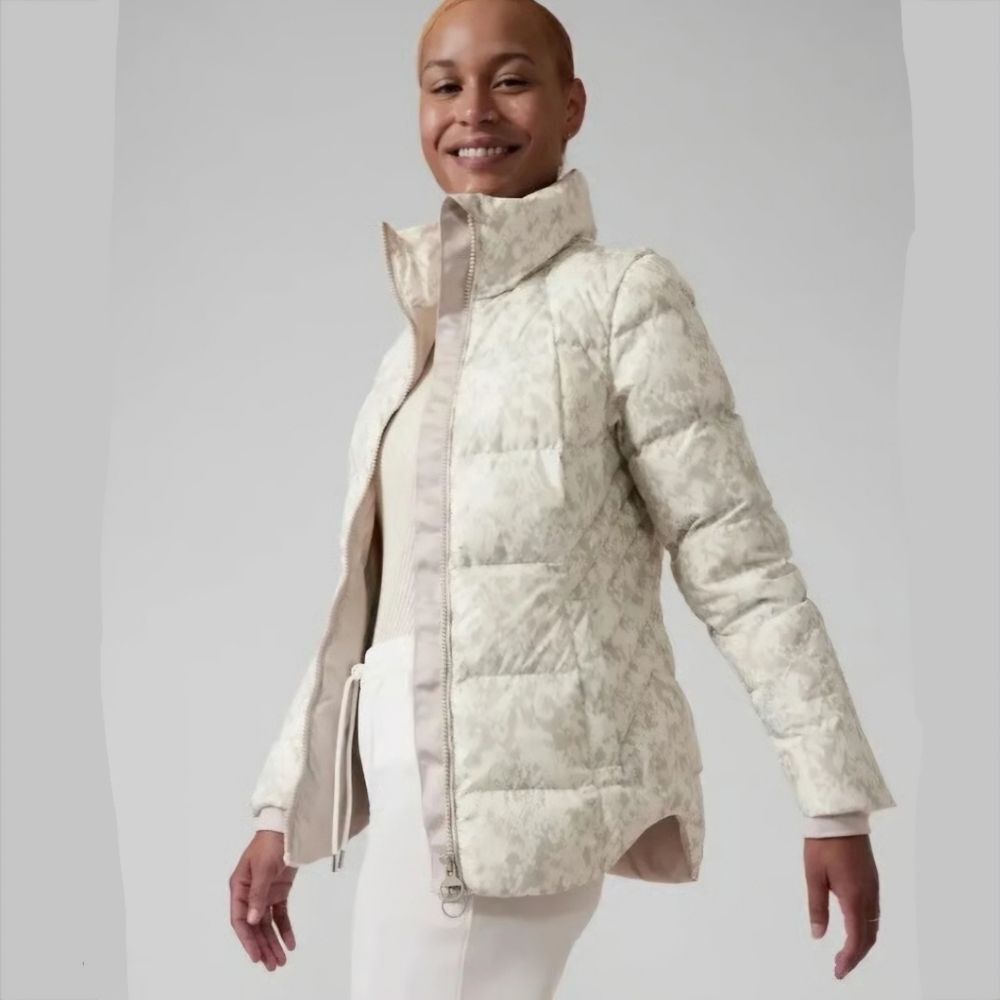 NWT Athleta | Downtown Puffer Python Seasalt Print PufferDown Jacket Women Large - Picture 2 of 11